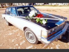 Louer une CADILLAC Seville de de 1977 (Photo 1)