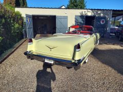 CADILLAC Srie 62 Cabriolet (Photo 2)