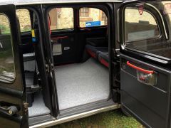 Louer une CARBODIES Taxi Anglais de de 1990 (Photo 5)