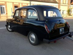 Louer une CARBODIES Taxi Anglais de de 1990 (Photo 4)