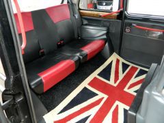 CARBODIES Taxi Anglais (Photo 4)