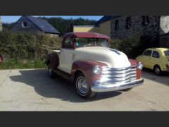 Louer une CHEVROLET 3100 Pick Up de de 1952 (Photo 2)