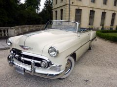 Louer une CHEVROLET Bel Air de de 1953 (Photo 2)