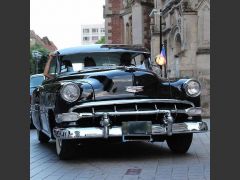 Louer une CHEVROLET Bel Air de de 1954 (Photo 3)