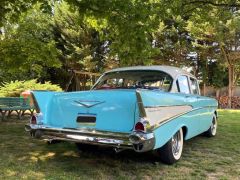 Louer une CHEVROLET Bel Air de de 1957 (Photo 2)