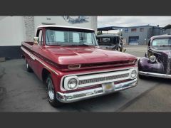 Louer une CHEVROLET C10 de de 1964 (Photo 1)