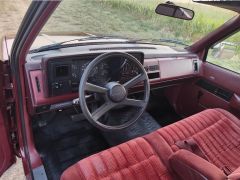 Louer une CHEVROLET Cheyenne C1500 de de 1988 (Photo 5)