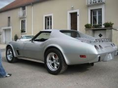 Louer une CHEVROLET Corvette (454 CV) de de 1974 (Photo 2)