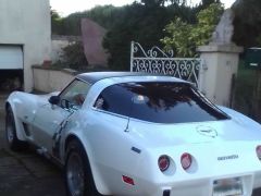 Louer une CHEVROLET Corvette C3  de de 1979 (Photo 3)
