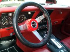 Louer une CHEVROLET Corvette C3  de de 1979 (Photo 4)