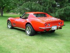 Louer une CHEVROLET Corvette C3 de de 1969 (Photo 3)