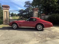 Louer une CHEVROLET Corvette C3 de de 1977 (Photo 1)