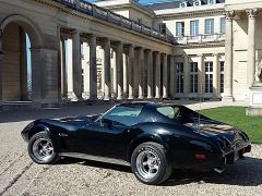 Louer une CHEVROLET Corvette Stingray C3 de de 1976 (Photo 2)