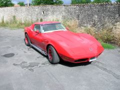 Louer une CHEVROLET Corvette Stingray de de 1974 (Photo 3)