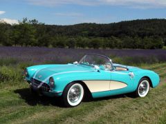 Louer une CHEVROLET Corvette de de 1956 (Photo 1)