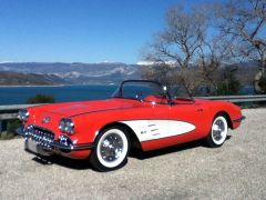 Louer une CHEVROLET Corvette de de 1958 (Photo 1)