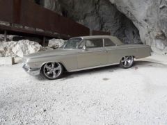 Louer une CHEVROLET Impala 300CV de de 1962 (Photo 1)