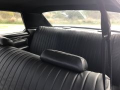 CHRYSLER NEW YORKER Brougham Four Doors  (Photo 5)