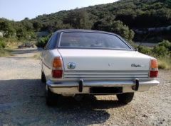 CHRYSLER 180 (Photo 2)