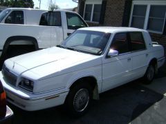 Louer une CHRYSLER New Yorker de 1992 (Photo 0)