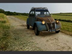 Louer une CITROËN 2 CV AZLP de de 1959 (Photo 4)