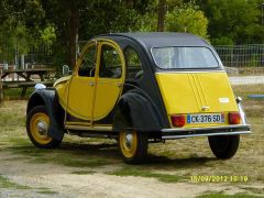 Louer une CITROËN 2CV 6  Charleston  de de 1982 (Photo 5)