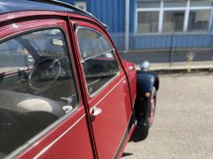 Louer une CITROËN 2CV 6 Charleston de de 1984 (Photo 3)