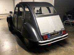 Louer une CITROËN 2CV 6 Charleston de de 1988 (Photo 3)