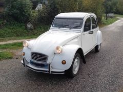 Louer une CITROËN 2CV 6 Club  de de 1988 (Photo 2)