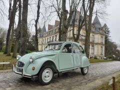 Louer une CITROËN 2CV 6 Spécial de 1982 (Photo 1)