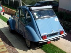 Louer une CITROËN 2CV 6 Spécial de de 1989 (Photo 4)