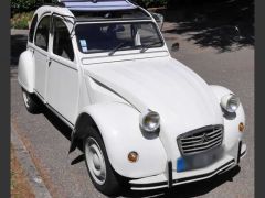 Louer une CITROËN 2CV 6 Spéciale de 1973 (Photo 2)