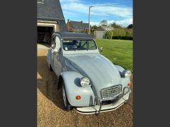 Louer une CITROËN 2CV 6 de 1977 (Photo 1)