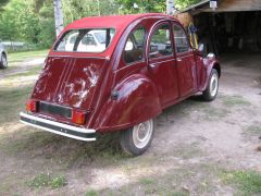 Louer une CITROËN 2CV 6 de de 1982 (Photo 3)