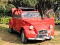 Louer une CITROËN 2CV 6 de de 1983 (Photo 1)