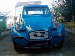 Louer une CITROËN 2CV 6 de de 1984 (Photo 2)