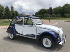 Louer une CITROËN 2CV 6 de 1987 (Photo 2)