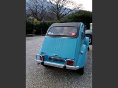 Louer une CITROËN 2CV 6 de de 1988 (Photo 3)