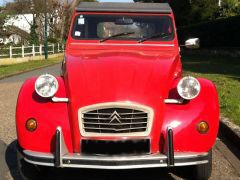 Louer une CITROËN 2CV 6 de de 1990 (Photo 3)