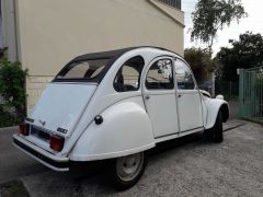 Louer une CITROËN 2CV 6 de de 1990 (Photo 3)