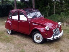 Louer une CITROËN 2CV  de de 1983 (Photo 2)