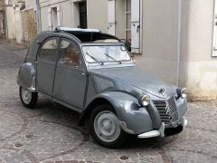 Louer une CITROËN 2CV AZ de 1955 (Photo 0)