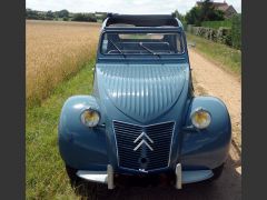 Louer une CITROËN 2CV AZ de de 1961 (Photo 3)