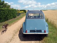 Louer une CITROËN 2CV AZ de de 1961 (Photo 4)