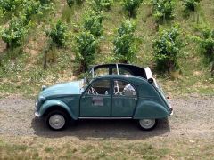 Louer une CITROËN 2CV AZA de de 1962 (Photo 3)