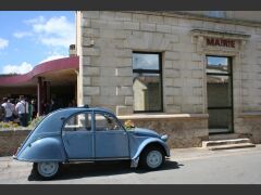 Louer une CITROËN 2CV AZA de de 1963 (Photo 3)