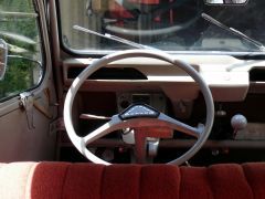 Louer une CITROËN 2CV AZAM  de de 1966 (Photo 5)