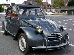 Louer une CITROËN 2CV AZAM de de 1965 (Photo 5)