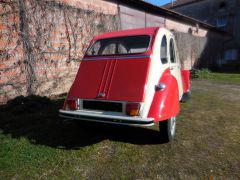 Louer une CITROËN 2CV AZKB de de 1979 (Photo 3)