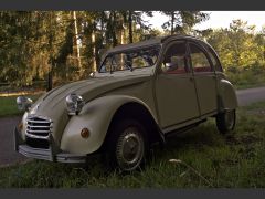 Louer une CITROËN 2CV AZKB de de 1979 (Photo 2)